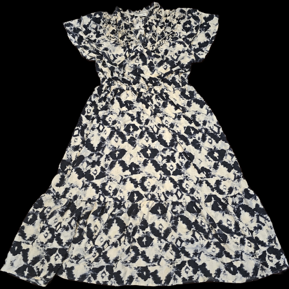 Studio B by Bobeau Navy and Cream Midi Dress